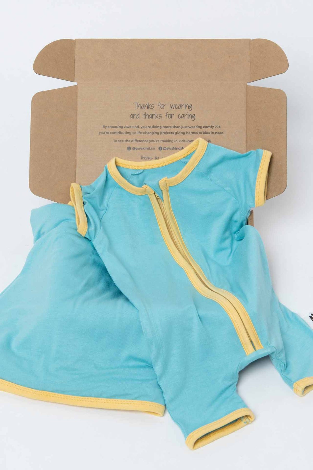 Bamboo Baby & Toddler Gift Box - Matching Romper & Wrap - Awakind.co